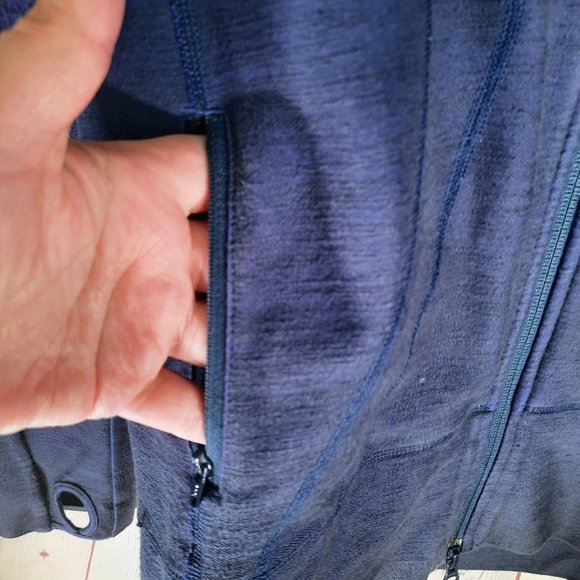 Lululemon In Stride Zip Up Jacket - Picture 5 of 12